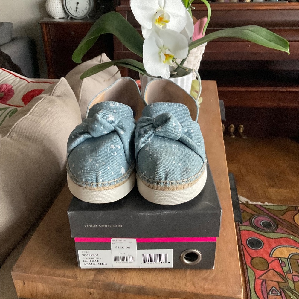 Vince Camuto Denim Espadrille  Size 10
